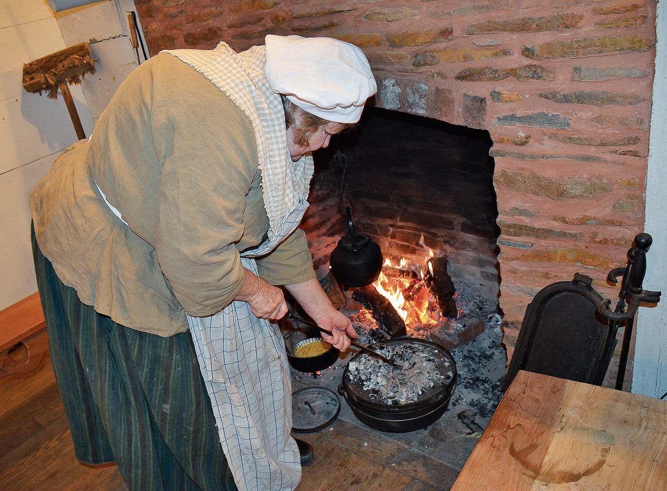 Open Hearth Cooking with Mary Bohlen